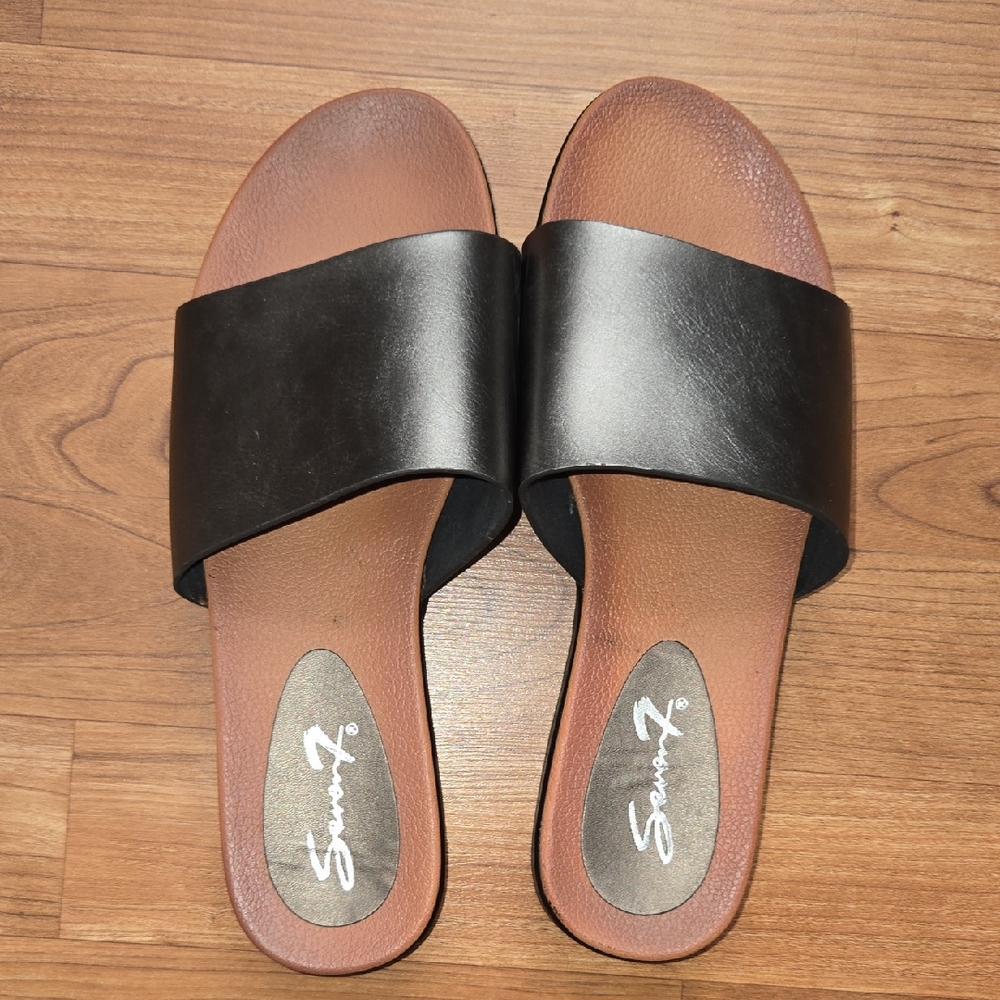Seven7 Black and Metallic Grey Slide Sandals Women's Size 8 - Picture 2 of 7